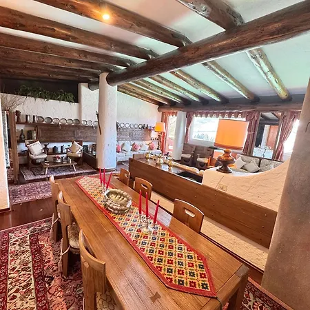 Elegant With Center And Tofana View Apartment Cortina d'Ampezzo